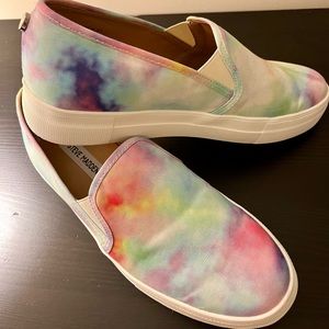 Steve Madden Toshe Tie-Dye Slip Ons